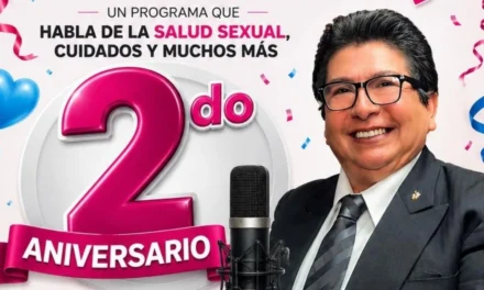 ENTRE PASTEL, APLAUSOS Y EL CARIÑO DE SU AUDIENCIA, “HABLEMOS DE SEXO CON ROBERTO” CELEBRA DOS AÑOS AL AIRE