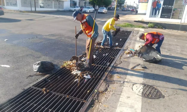 DESPLIEGA AYUNTAMIENTO DE CULIACÁN ACCIONES DE LIMPIEZA PARA ATENDER AFECTACIONES POR LAS LLUVIAS