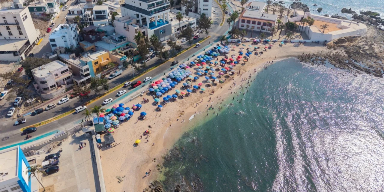 SINALOA CONQUISTA A LOS TURISTAS ESTE VERANO CON SUS PLAYAS ESPECTACULARES