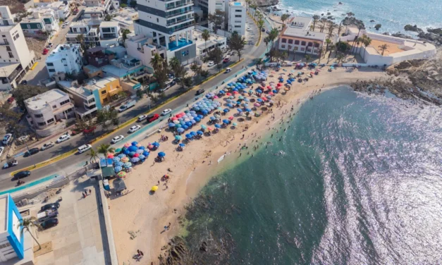 SINALOA CONQUISTA A LOS TURISTAS ESTE VERANO CON SUS PLAYAS ESPECTACULARES