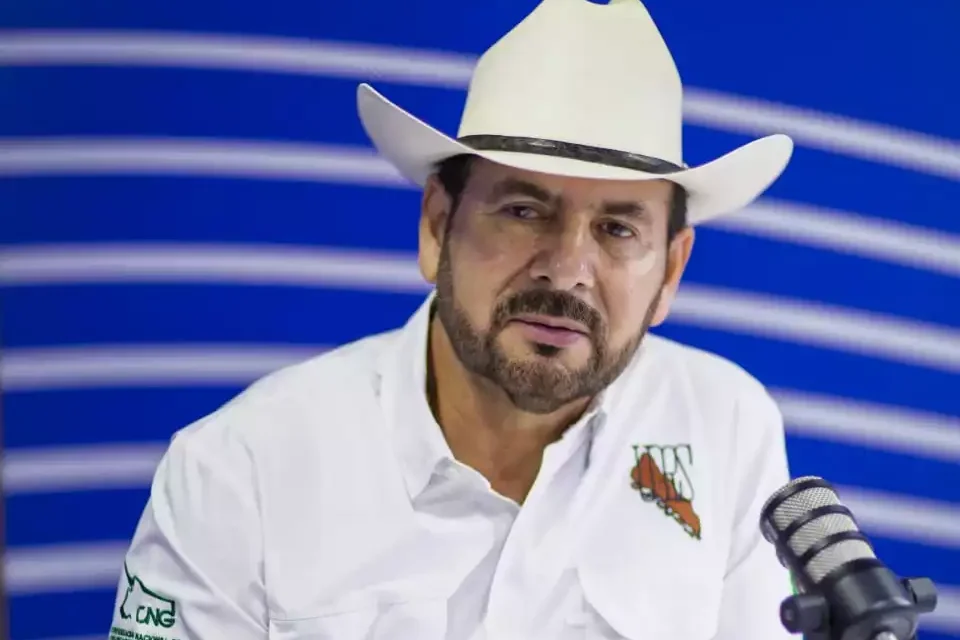 FORTALECE COMITÉ ESTATAL DE FOMENTO Y PROTECCIÓN PECUARIA DE SINALOA CAPACITACIÓN Y ATENCIÓN A GANADEROS ANTE EL GUSANO BARRENADOR