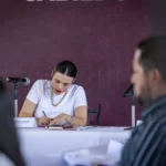ATIENDE ANA MÍRIAM RAMOS VILLARREAL PETICIONES DE HABITANTES DE QUILÁ DURANTE NOVENA SESIÓN DE CABILDO ABIERTO