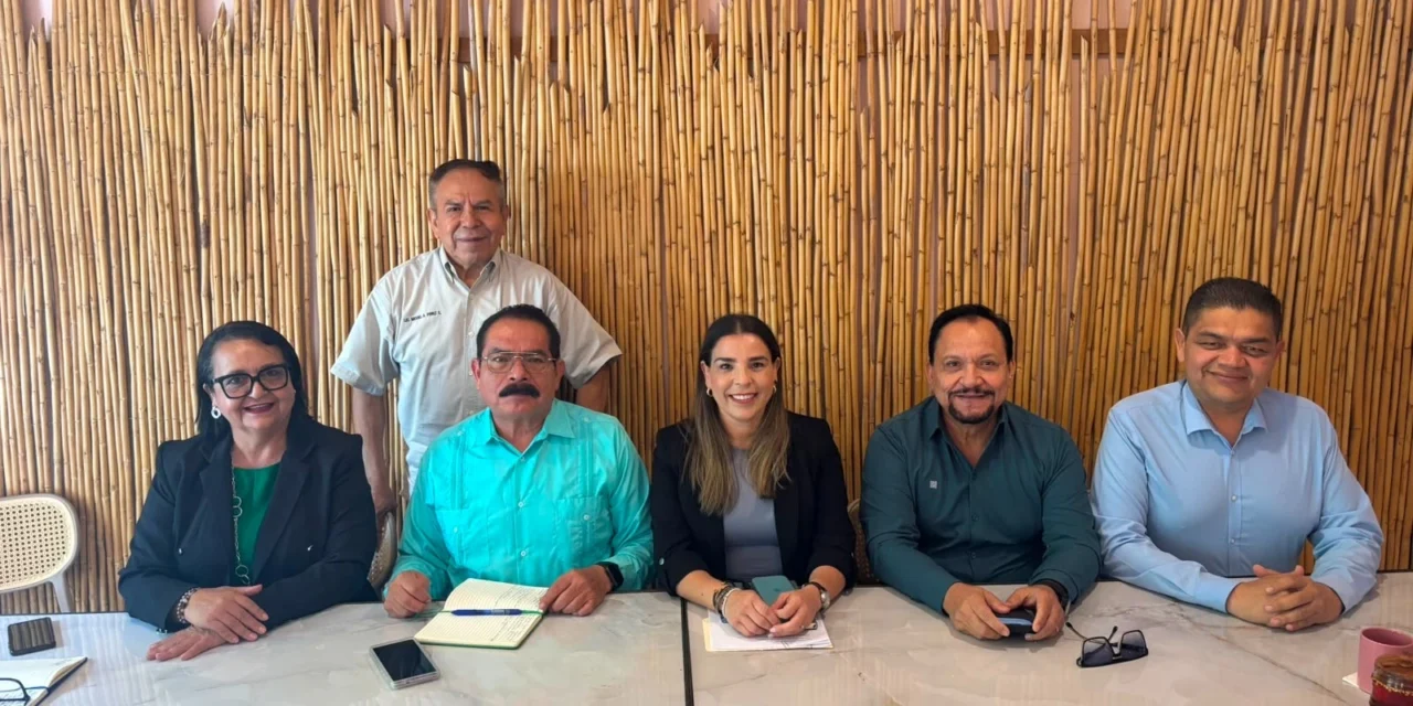 ACUERDAN ADECEM Y SEMUJERES DE CULIACÁN TRABAJAR EN CAPACITACIÓN EN MEJOR TRATO A MUJERES