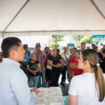 CON ALIMENTO Y APAPACHO, ANA MIRIAM RAMOS ACOMPAÑA A FAMILIAS EN EL HOSPITAL DEL IMSS CULIACÁN