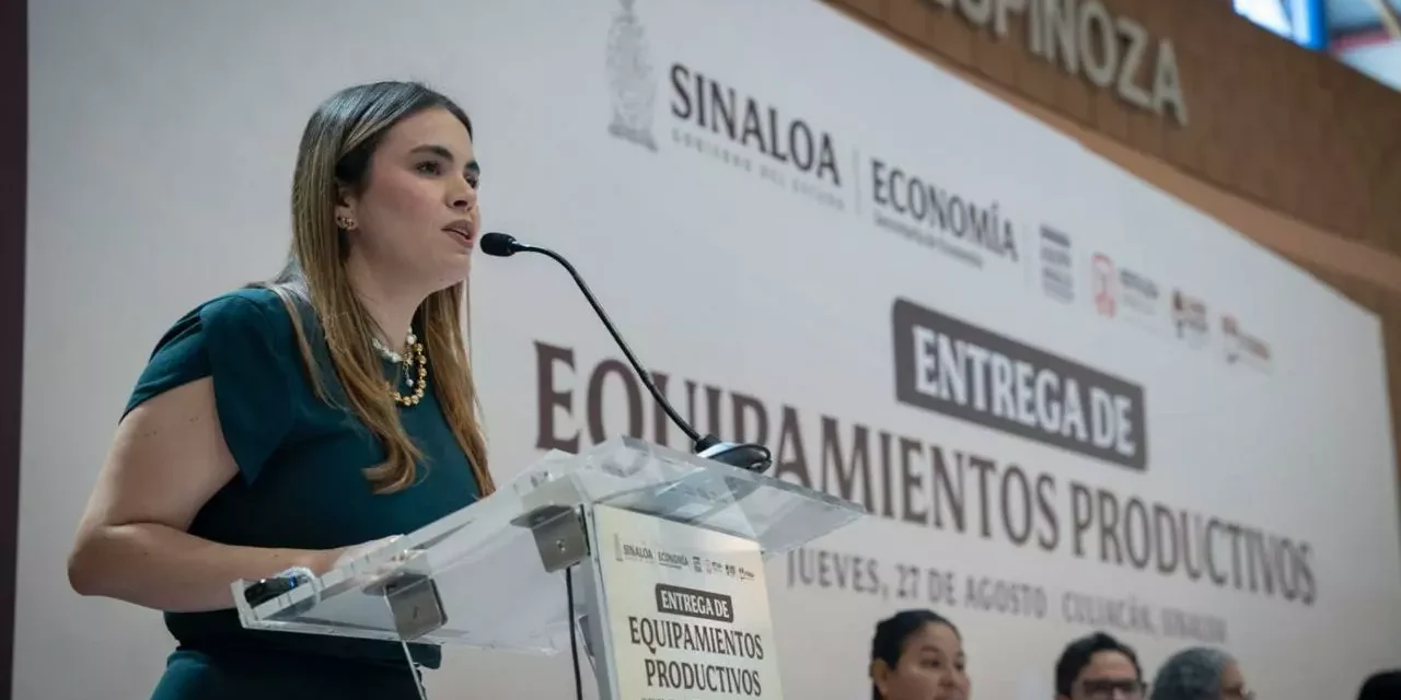 PARTICIPA ANA MIRIAM RAMOS JUNTO A LA GOBERNADORA GRACIELA DOMÍNGUEZ EN LA ENTREGA DEL PROGRAMA «EQUIPA SINALOA 2026»