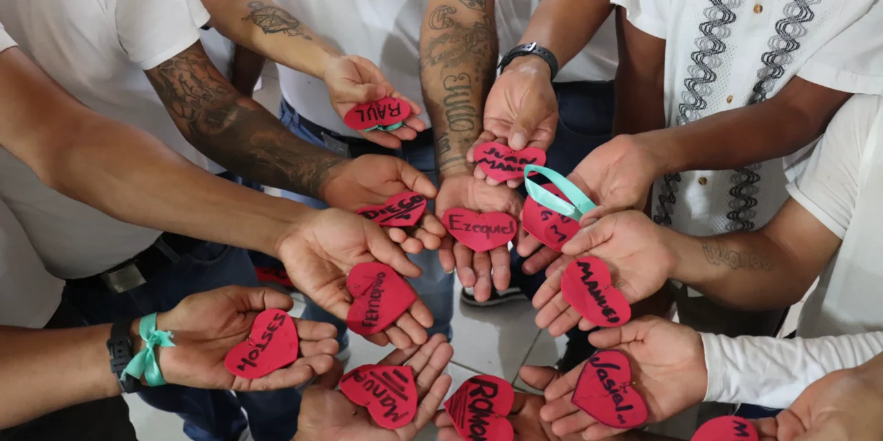 PARA PREVENIR LA REINCIDENCIA DELICTIVA, CAPACITAN A POBLACIÓN PENITENCIARIA DE ANGOSTURA Y AHOME