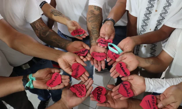 PARA PREVENIR LA REINCIDENCIA DELICTIVA, CAPACITAN A POBLACIÓN PENITENCIARIA DE ANGOSTURA Y AHOME