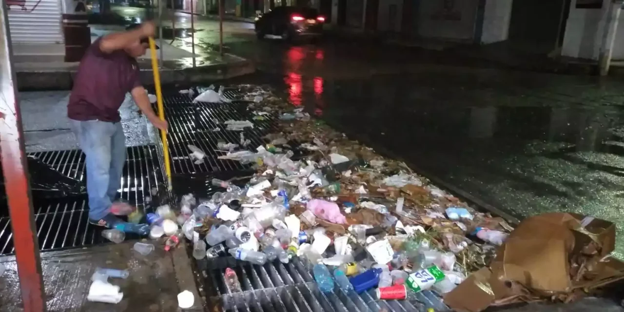 AYUNTAMIENTO DE CULIACÁN REALIZA LABORES DE LIMPIEZA TRAS PRECIPITACIONES REGISTRADAS EN LA CIUDAD
