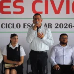 DE ALUMNO A ALCALDE: JORGE BOJÓRQUEZ REGRESA A SU SECUNDARIA Y ANUNCIA MEJORAS PARA EL PLANTEL