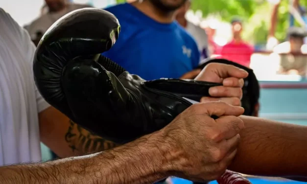 PERSONAS PRIVADAS DE LA LIBERTAD PARTICIPAN EN ENCUENTRO DE BOX Y REACTIVAN EL GIMNASIO DEL CENTRO PENITENCIARIO DE AGUARUTO