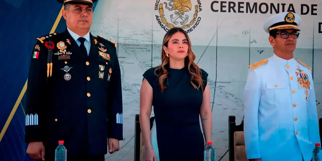 ALCALDESA ANA MIRIAM RAMOS ATESTIGUA CEREMONIA DE ENTREGA-RECEPCIÓN DEL MANDO DE ARMAS DE LA CUARTA REGIÓN NAVAL