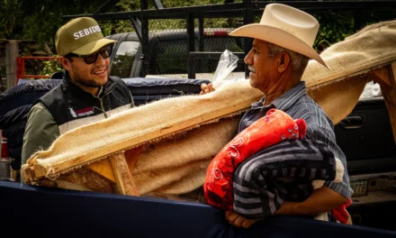 SEBIDES LLEVA AYUDA HUMANITARIA A LA SIERRA DE CHOIX; BENEFICIA A MÁS DE 100 FAMILIAS AFECTADAS POR LAS LLUVIAS