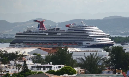 TURISTAS NAVIEROS DISFRUTAN DEL VERANO EN MAZATLÁN
