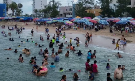 SINALOA RECIBE A MÁS DE 1.72 MILLONES DE VISITANTES DURANTE EL VERANO Y SUPERA LOS 7,300 MILLONES DE PESOS EN DERRAMA ECONÓMICA