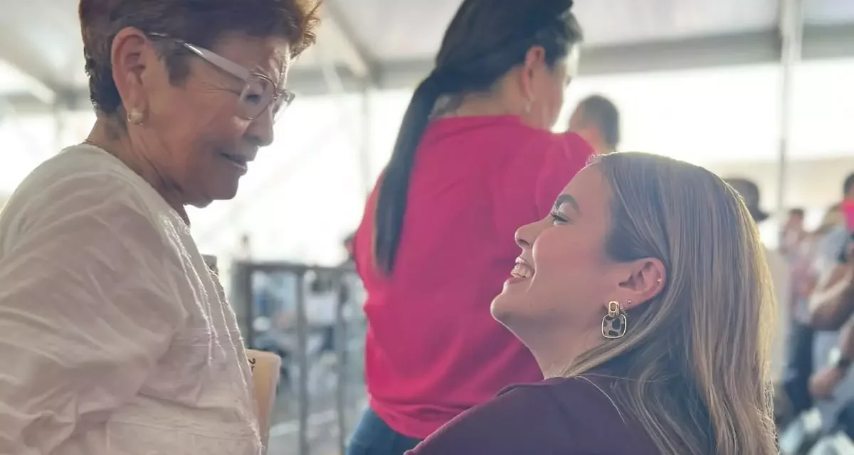 ANA MIRIAM RAMOS ACOMPAÑA A CLAUDIA SHEINBAUM EN CULIACÁN; “SIEMPRE ES UN GUSTO RECIBIRLA”