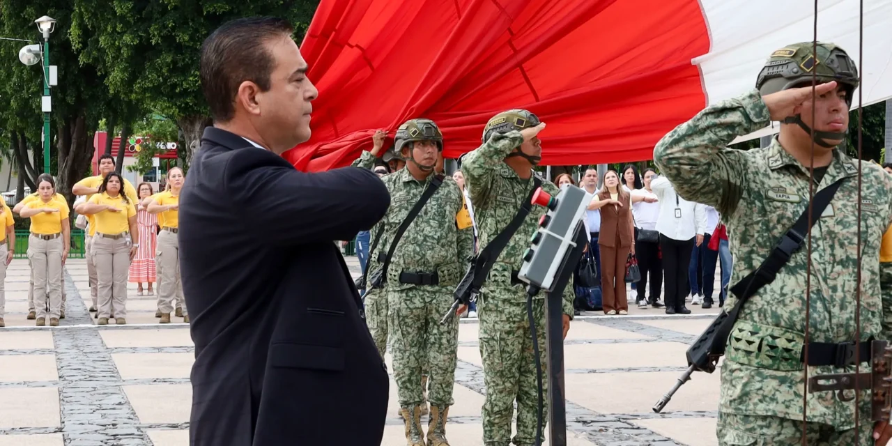 CONMEMORA EL ESTADO EL 261 ANIVERSARIO DEL NATALICIO DE JOSÉ MARÍA MORELOS Y PAVÓN