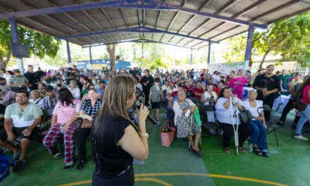 ENCABEZA ANA MIRIAM RAMOS VILLARREAL JORNADA DE SALUD Y SERVICIOS DEL SISTEMA DIF BIENESTAR CULIACÁN