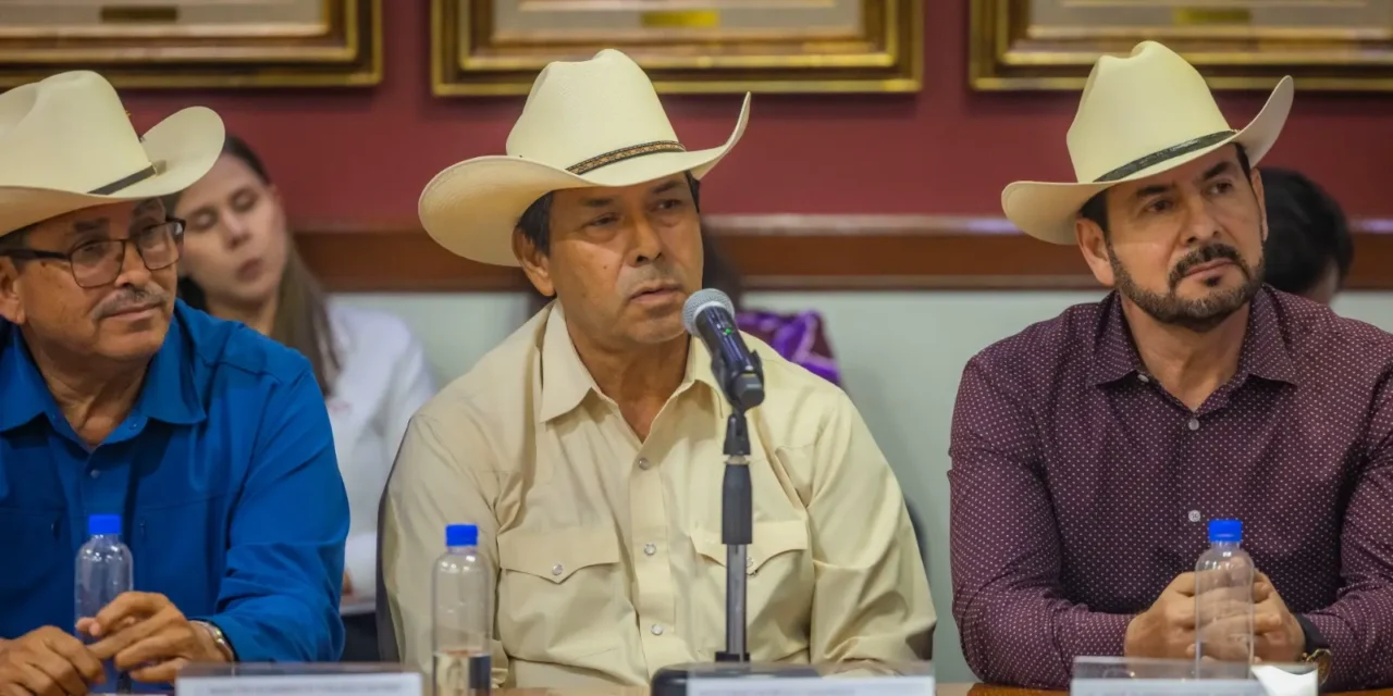 ESTABLECEN ACUERDOS EN SANIDAD, TRAZABILIDAD Y CRÉDITOS PARA SECTOR GANADERO, EN REUNIÓN CON GOBERNADORA GRACIELA DOMÍNGUEZ Y TITULAR DE SADER, COLUMBA LÓPEZ