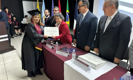 JÓVENES CULMINAN “REESCRIBIENDO MI HISTORIA” EN EL CENTRO DE INTERNAMIENTO DE ADOLESCENTES