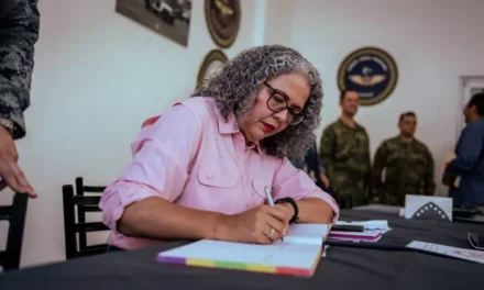 GOBERNADORA GRACIELA DOMÍNGUEZ NAVA ENCABEZA LA MESA DE CONSTRUCCIÓN DE PAZ Y SEGURIDAD EN EL MUNICIPIO DE CHOIX