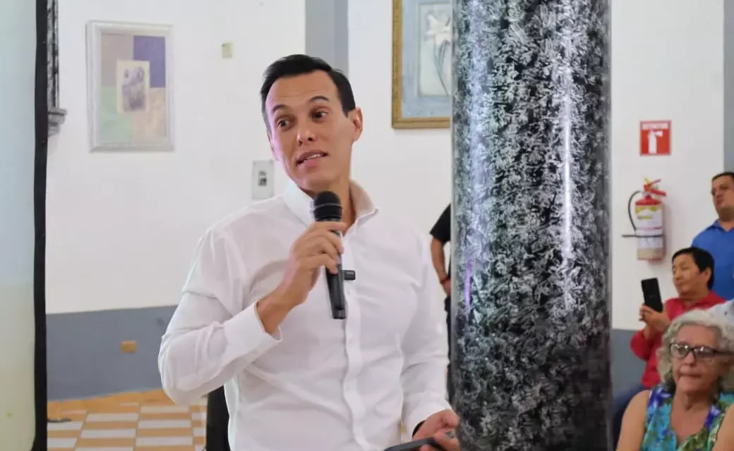 JESÚS IBARRA SE REÚNE CON SU ESTRUCTURA