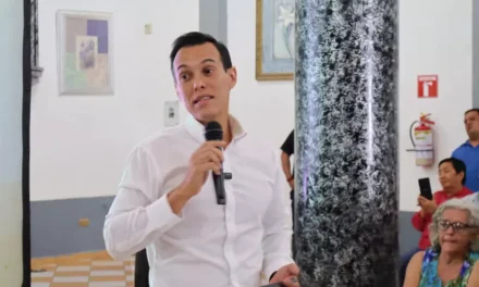 JESÚS IBARRA SE REÚNE CON SU ESTRUCTURA