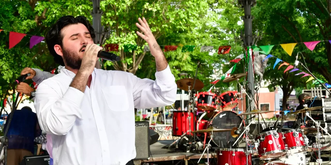 MÚSICA Y DISTINTOS RITMOS ANIMAN EL KIOSCO DE LA PLAZUELA ÁLVARO OBREGÓN POR EL 495 ANIVERSARIO DE CULIACÁN