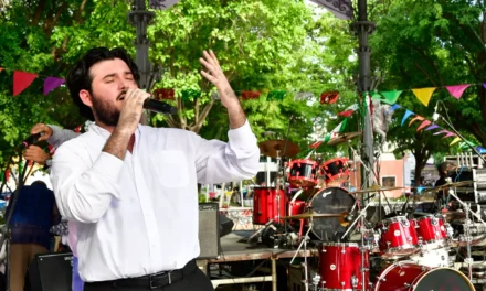 MÚSICA Y DISTINTOS RITMOS ANIMAN EL KIOSCO DE LA PLAZUELA ÁLVARO OBREGÓN POR EL 495 ANIVERSARIO DE CULIACÁN