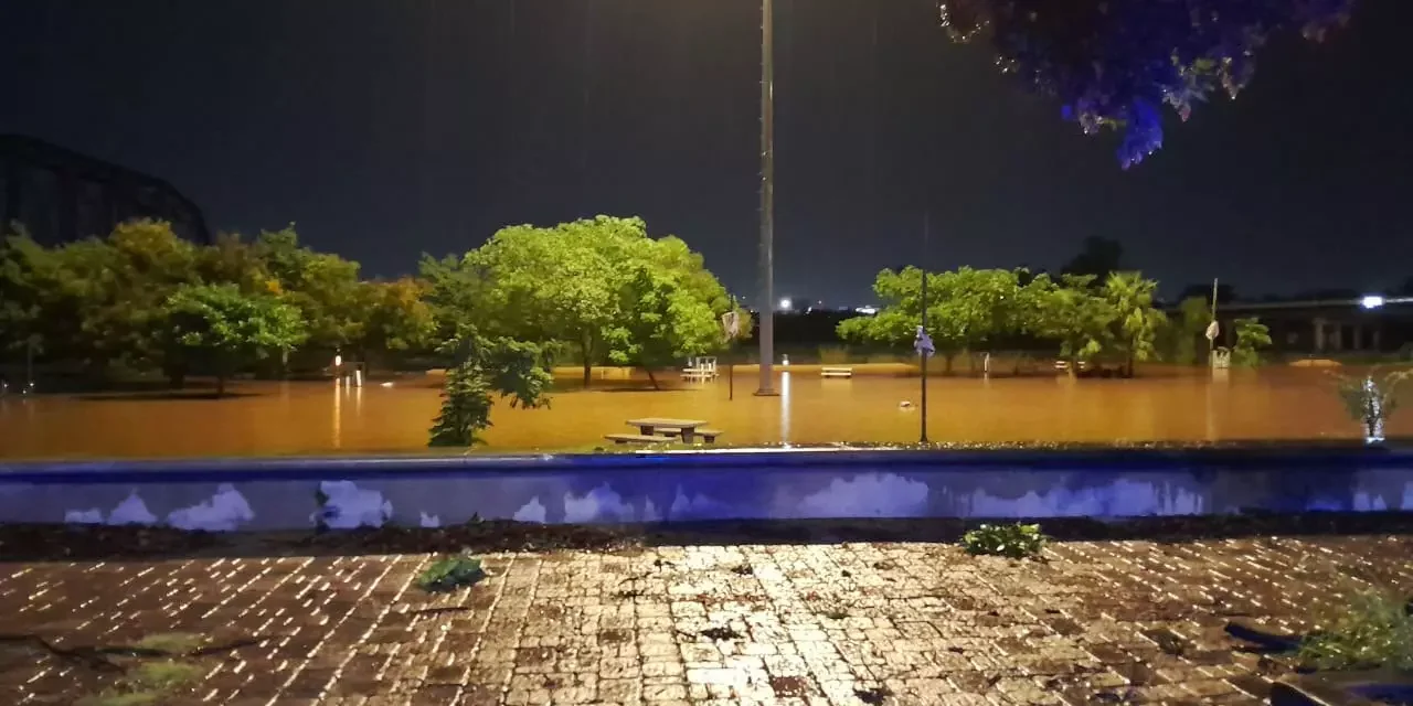 PROTECCIÓN CIVIL MANTIENE MONITOREO TRAS LLUVIAS REGISTRADAS DURANTE LA NOCHE EN CULIACÁN