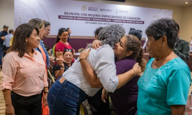 PROYECTOS DE EMPRENDIMIENTO PARA MUJERES EMPACADORAS DE CAMARÓN, ANUNCIAN GOBIERNO DE SINALOA Y SADER