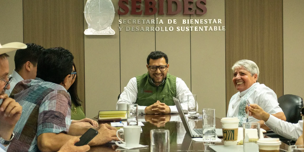 SEBIDES ACOMPAÑA INICIATIVA PARA FORTALECER LOS PROGRAMAS DE VIVIENDA Y DAR CERTEZA JURÍDICA A LAS FAMILIAS SINALOENSES