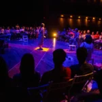 “DONDE SE CRUZAN LOS SUEÑOS” LLEVA AL ESCENARIO UNA HISTORIA SOBRE AUSENCIA Y BÚSQUEDA
