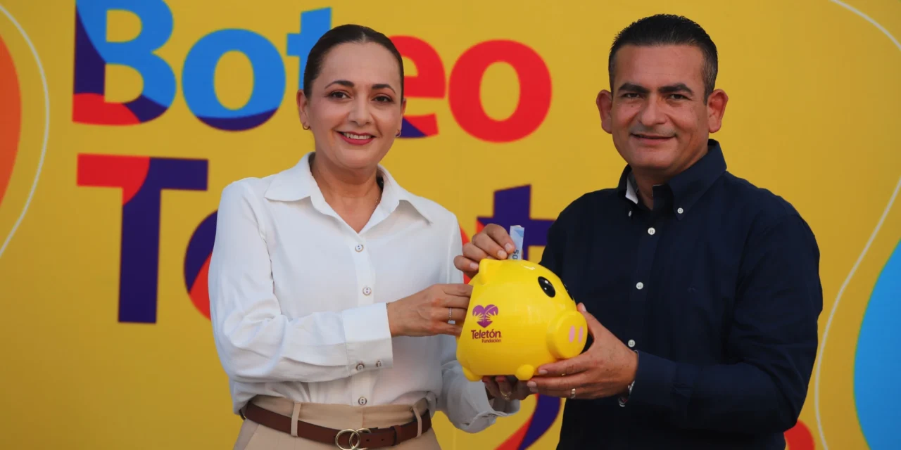 DRA. MARIELA BERUMEN, PRESIDENTA DE DIF NAVOLATO PONE EN MARCHA EL BOTEO TELETÓN 2026