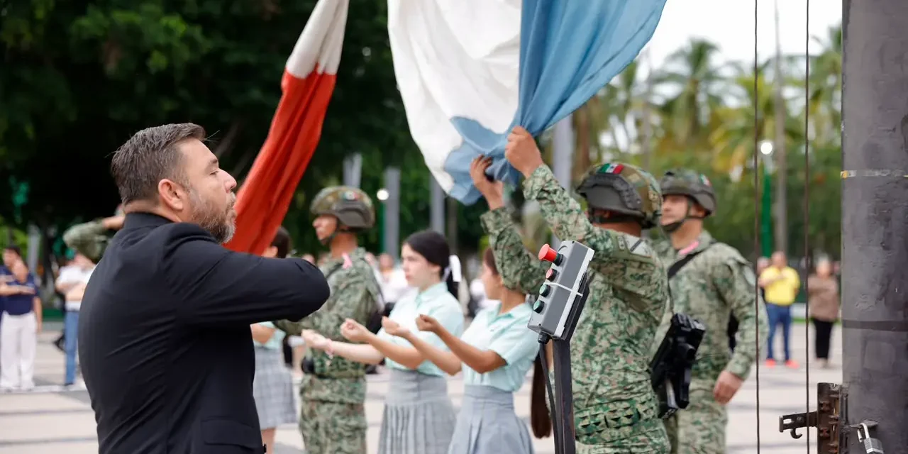 CONMEMORAN CON ACTO CÍVICO EL ANIVERSARIO 143 DEL NATALICIO DEL GENERAL ÁNGEL FLORES