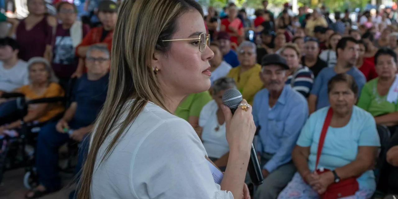 ANA MIRIAM RAMOS EXHORTA A LA POBLACIÓN A TOMAR MEDIDAS PREVENTIVAS ANTE LA TRAYECTORIA DEL HURACÁN SIMÓN