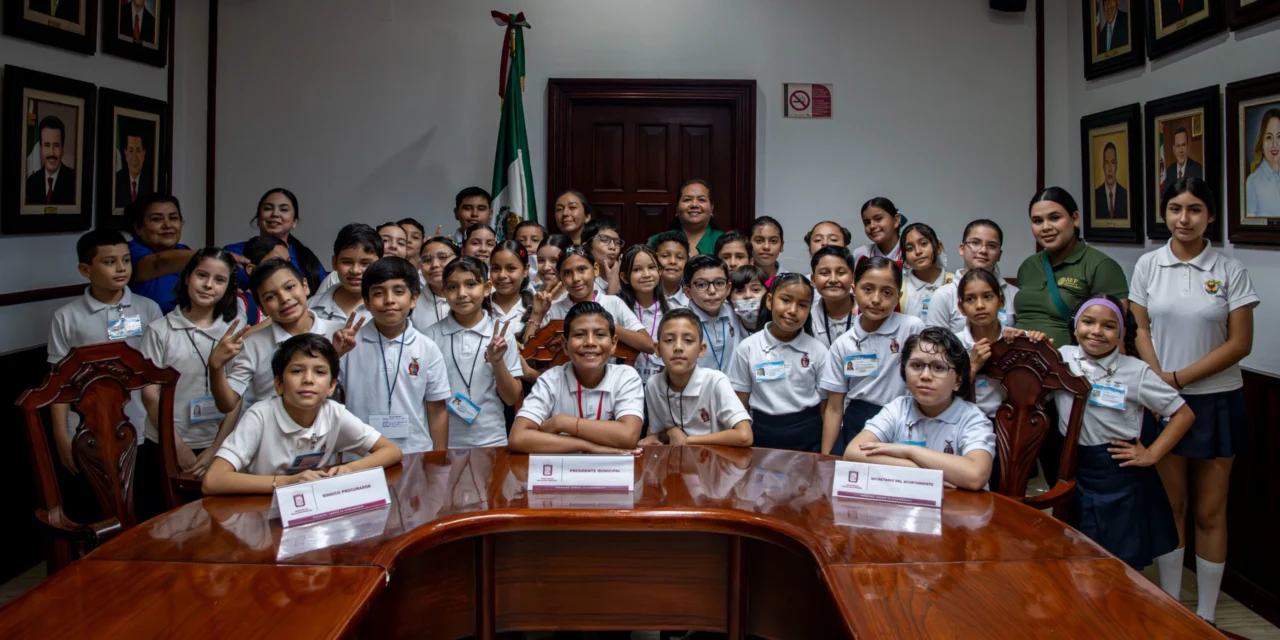 ALUMNOS DE PRIMARIA FRANCISCO GIL LEYVA CONOCEN EL FUNCIONAMIENTO DEL AYUNTAMIENTO DE CULIACÁN