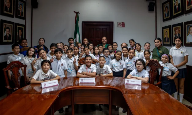 ALUMNOS DE PRIMARIA FRANCISCO GIL LEYVA CONOCEN EL FUNCIONAMIENTO DEL AYUNTAMIENTO DE CULIACÁN