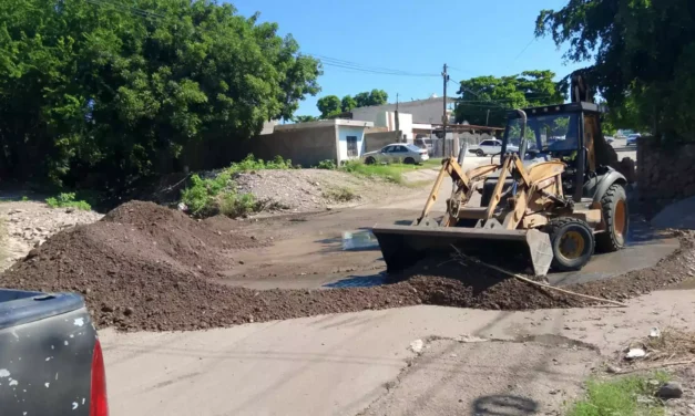 TRANSFORMA AYUNTAMIENTO DE CULIACÁN ESPACIOS CON LIMPIEZA DE CANALES, DRENES Y VIALIDADES