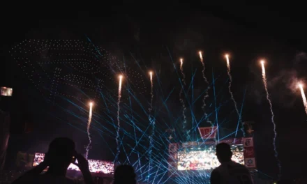 LA NACIÓN GUINDA VIVE UNA ESPECTACULAR FIESTA EN LA INAUGURACIÓN EN CULIACÁN