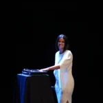 DESPUÉS DE TRIUNFAR EN EL FESTIVAL CERVANTINO LINA CONQUISTA SINALOA CON “FADO CAMÕES”