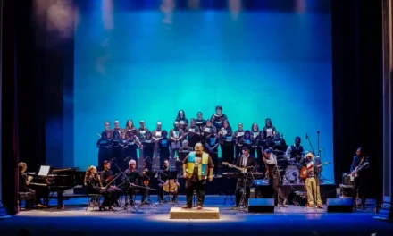 LA MAGIA DEL PASADO COBRA VIDA A TRAVÉS DEL TRIBUTO A THE BEATLES DURANTE LA INAUGURACIÓN DEL FESTIVAL CULTURAL SINALOA 2026 EN MAZATLÁN