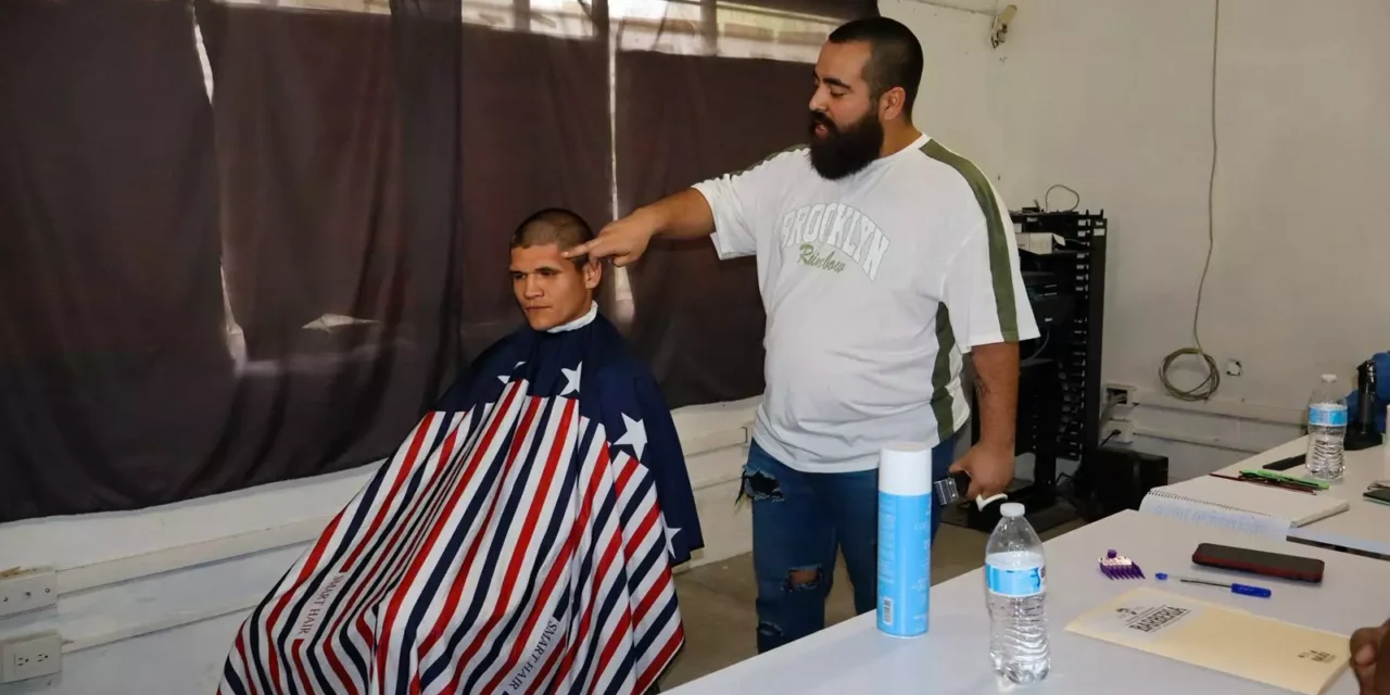 ¡APRENDE BARBERÍA GRATIS EN SAN IGNACIO! GOBIERNO DEL ESTADO Y EL H AYUNTAMIENTO LLAMAN A JÓVENES A REGISTRARSE