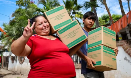 DIF SINALOA ENTREGA MÁS DE 16 MIL CANASTAS ALIMENTARIAS A PESCADORES EN LO QUE VA DEL 2026