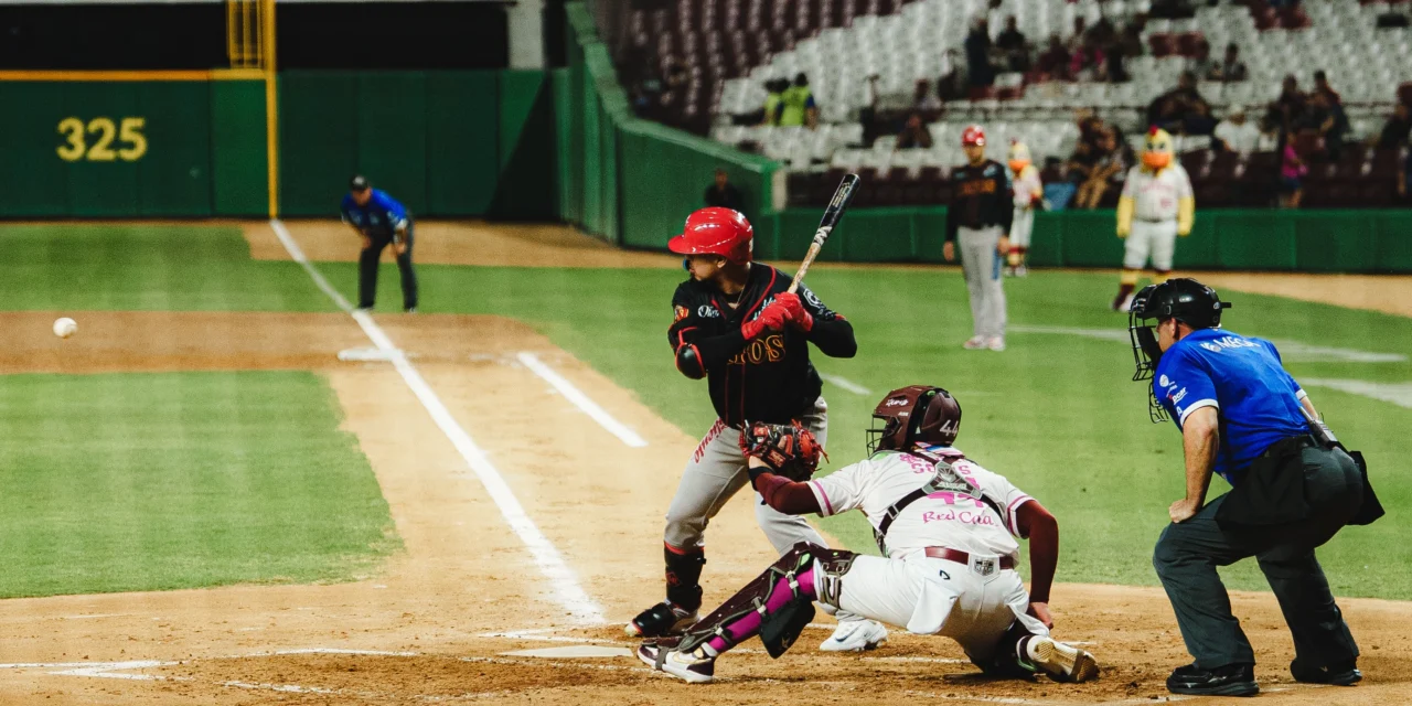 TOMATEROS PELEA HASTA EL FINAL EN CASA CON NOCHE HISTÓRICA DE FERNANDO VILLEGAS