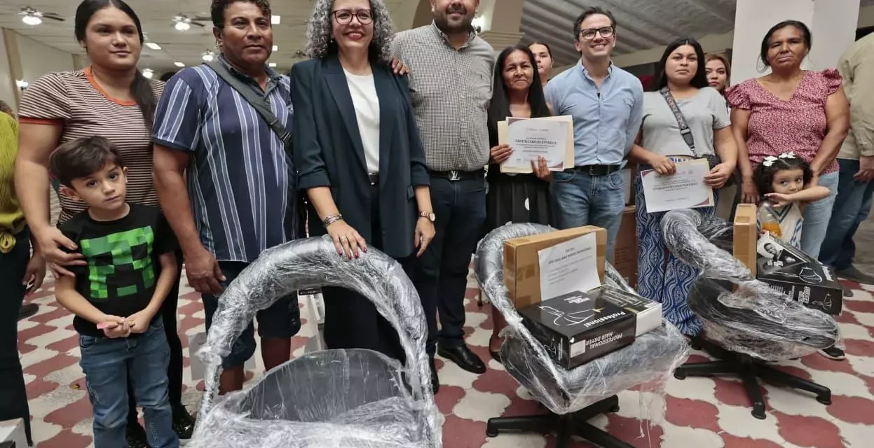 EQUIPA SINALOA FORTALECE EL TRABAJO DE HOMBRES Y MUJERES PRODUCTIVAS PARA EL BIENESTAR FAMILIAR: GOBERNADORA GRACIELA DOMÍNGUEZ