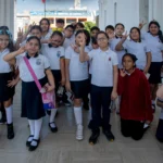 ALUMNOS DE LA PRIMARIA EUSTAQUIO BUELNA CONOCEN LA HISTORIA DEL AYUNTAMIENTO DE CULIACÁN