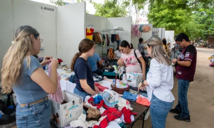 FAMILIAS RECORREN LA PRIMERA EDICIÓN DE BABY BAZAR EN PARQUE LAS RIBERAS
