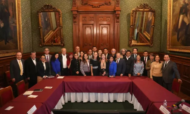 GOBERNADORA GRACIELA DOMÍNGUEZ ASISTIÓ A REUNIÓN SOBRE IMSS BIENESTAR CON LA PRESIDENTA CLAUDIA SHEINBAUM