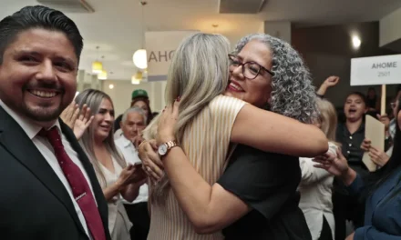 APRENDER A LEER Y ESCRIBIR, ABRE LA PUERTA A NUEVAS OPORTUNIDADES PARA PERSONAS ADULTAS Y ADULTAS MAYORES, EXPRESA GOBERNADORA GRACIELA DOMÍNGUEZ