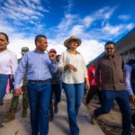 VISITA GOBERNADORA GRACIELA DOMÍNGUEZ, A FAMILIAS AFECTADAS POR MAREAS ALTAS EN EL CAMPO PESQUERO LAS AGUAMITAS, NAVOLATO